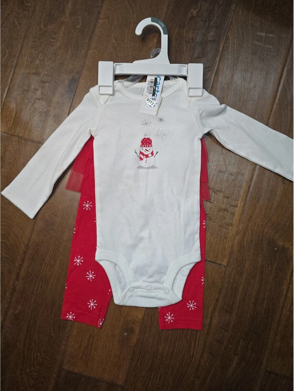 12m NWT snowman outfir from carters 172G8